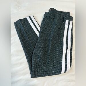 Banana Republic Hayden Wide Leg Dot Geo Pants • Size M • Navy + White Stripe EUC